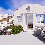 Pezoules Of 4*