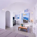 Pezoules Of Hotell 4*