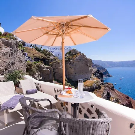 Pezoules Of Hotell 4*
