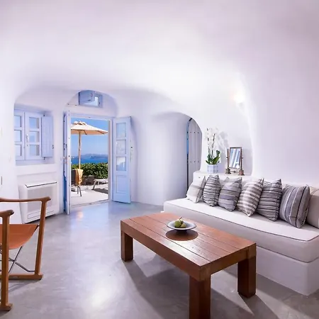 Hotel Pezoules Of Ia