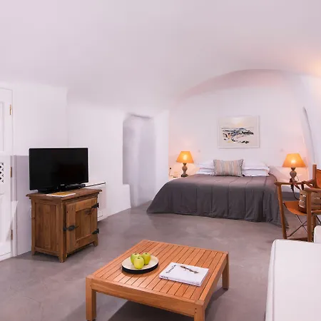 Pezoules Of Hotel